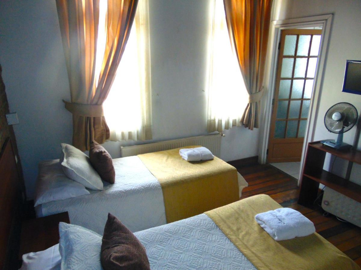 Hotel Casa Lyon Santiago Kültér fotó
