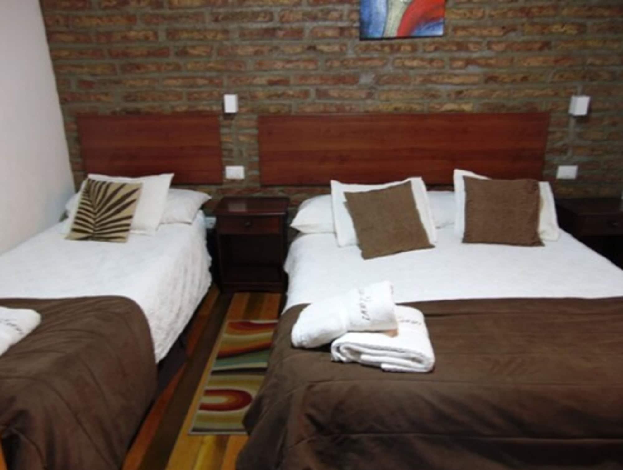 Hotel Casa Lyon Santiago Kültér fotó