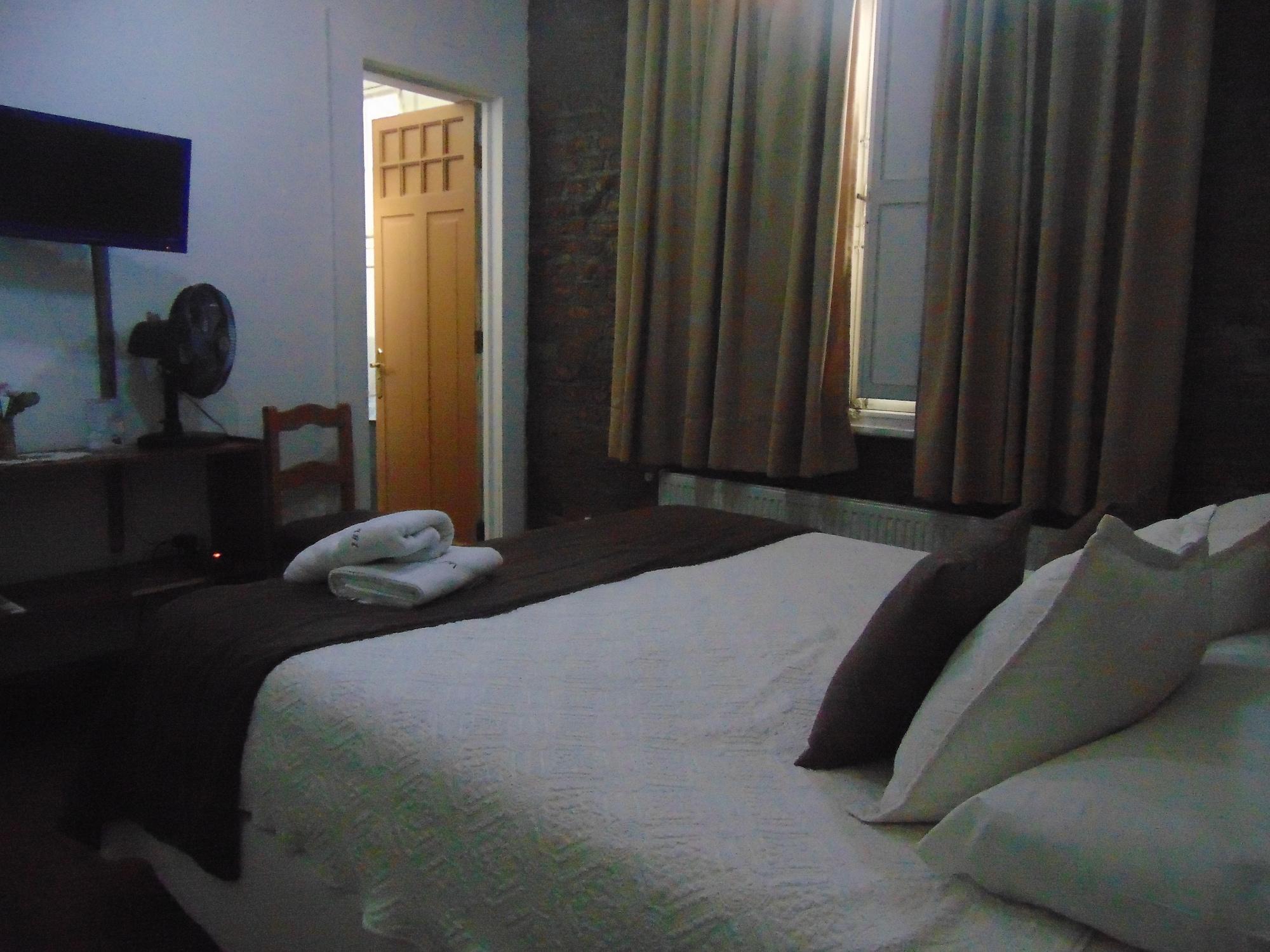 Hotel Casa Lyon Santiago Kültér fotó