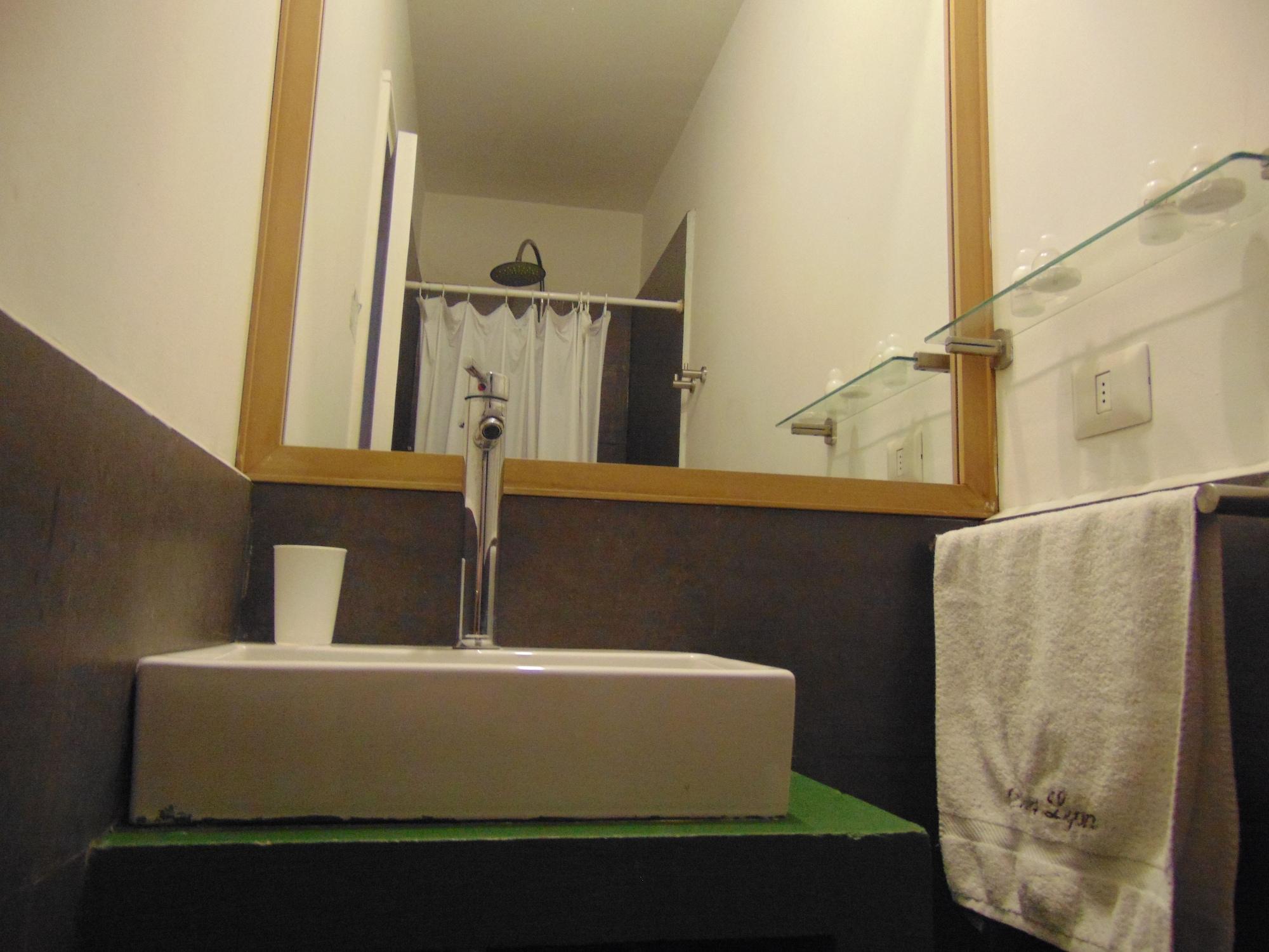 Hotel Casa Lyon Santiago Kültér fotó